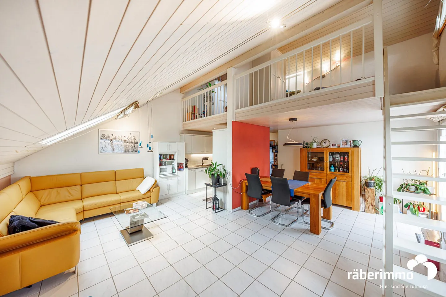 Cozy Attic Apartment with Gallery - Photo 1 of 8