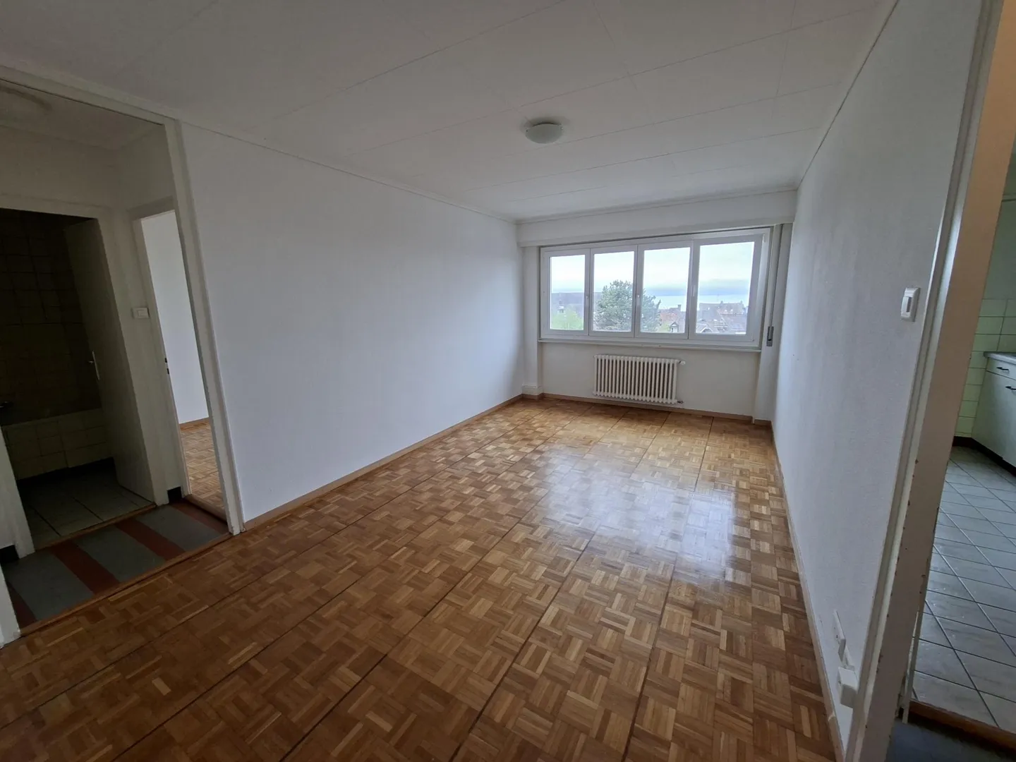 Charmante Wohnung mit Seeblick - Foto 1 von 4