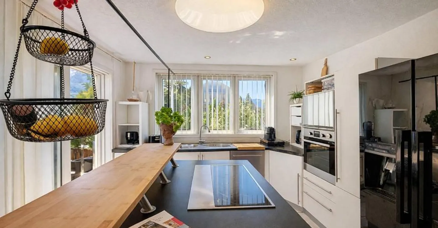 Maison canadienne au cœur d’un cadre verdoyant - Foto 5 von 12