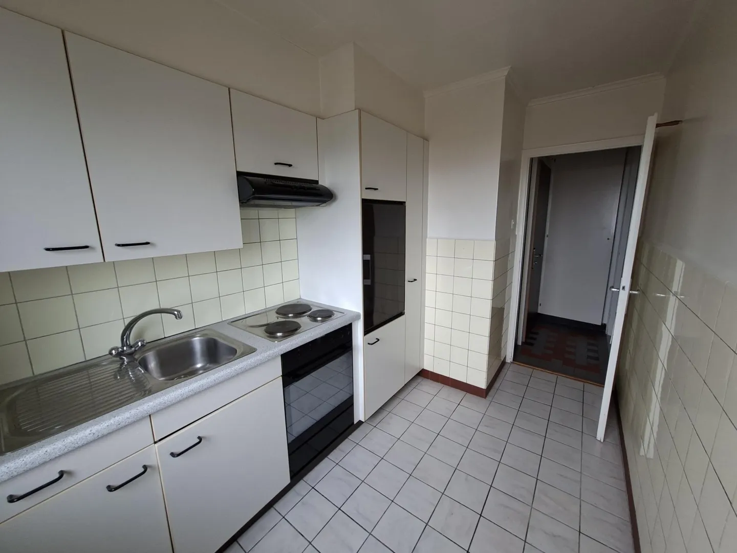 Charmante Wohnung mit Seeblick - Foto 2 von 4