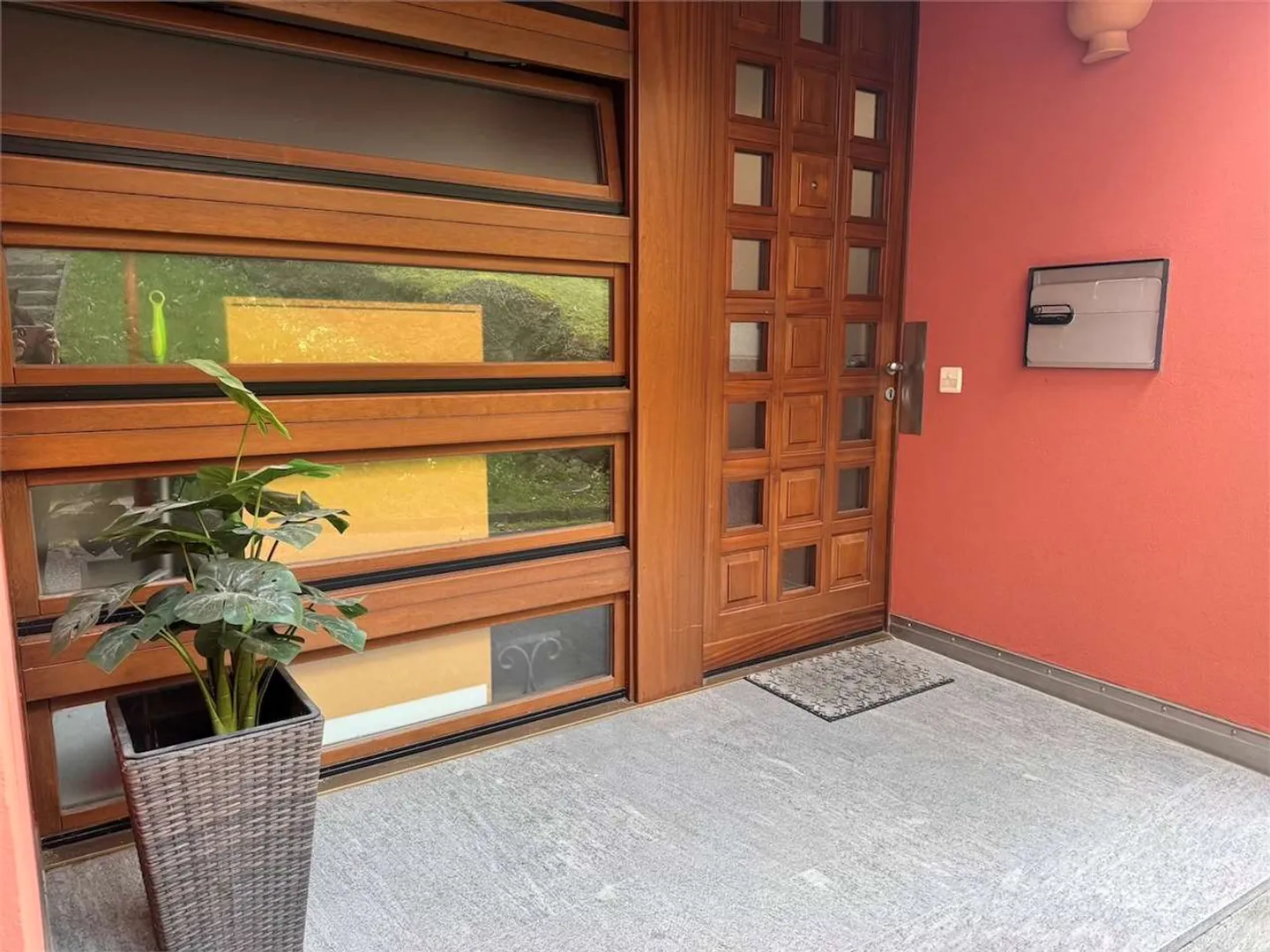 Collina d'Oro - Lake View Nucleus House (2nd Residence) - Photo 4 of 13