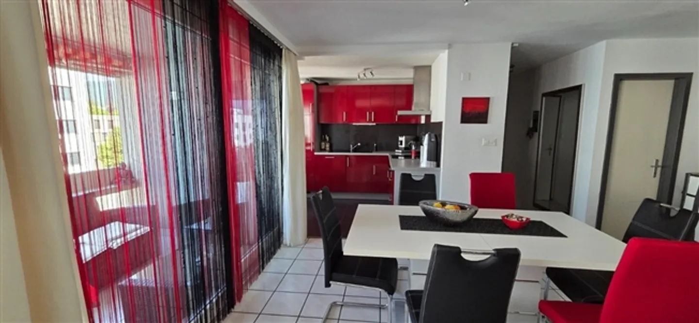 Bright 3.5-room penthouse apartment - Photo 5 of 8