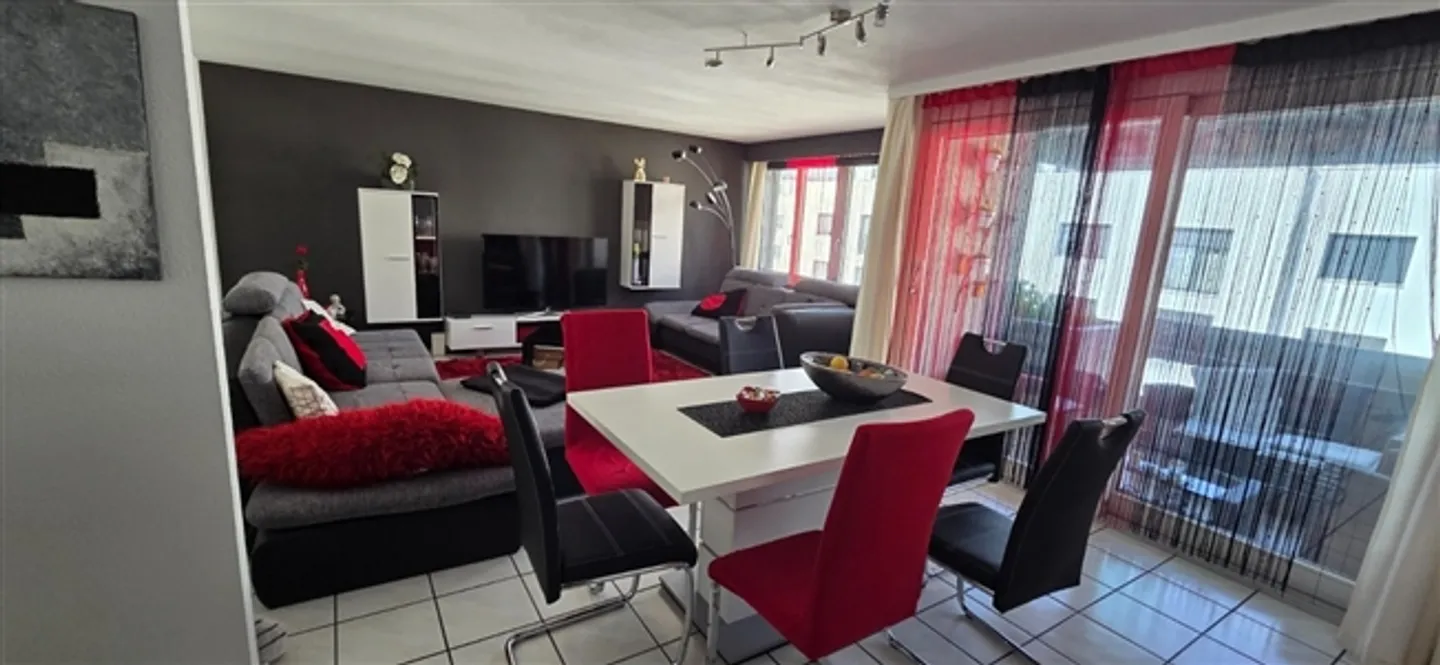 Bright 3.5-room penthouse apartment - Photo 7 of 8