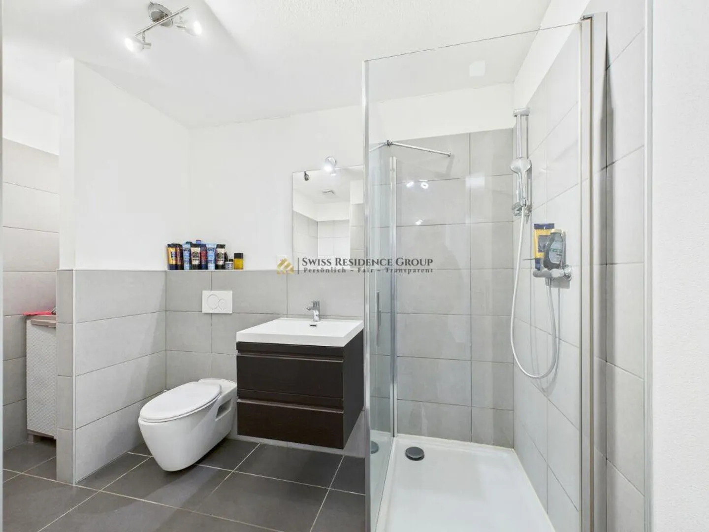 Appartement lumineux de 3,5 pièces à Stabio - 113 m², 2 salles de bains et emplacement stratégique - Photo 8 sur 13