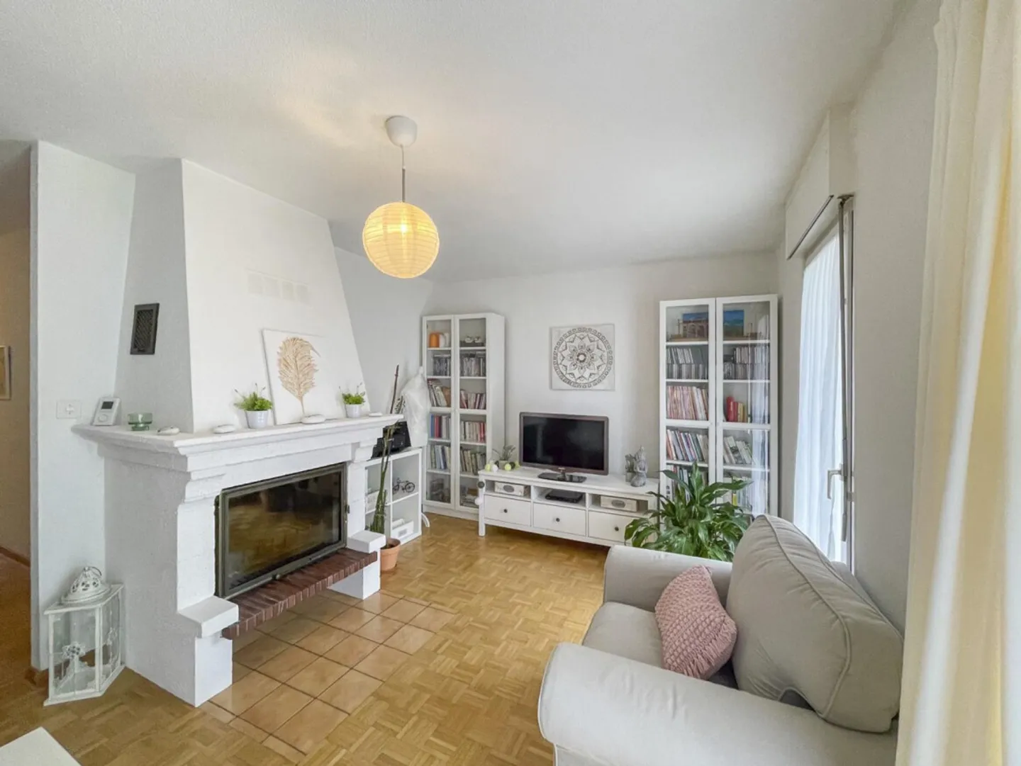 3.5 ROOM APARTMENT WITH BALCONY - ALREADY RENTED, IMMEDIATE RETURN FOR INVESTORS - Photo 1 of 13
