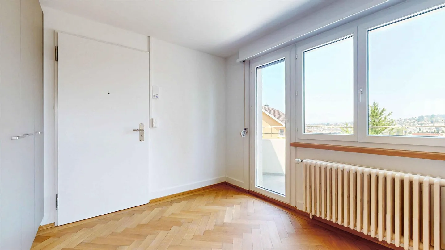 2.5-room apartment with city view (limited to one year) - Photo 2 of 10