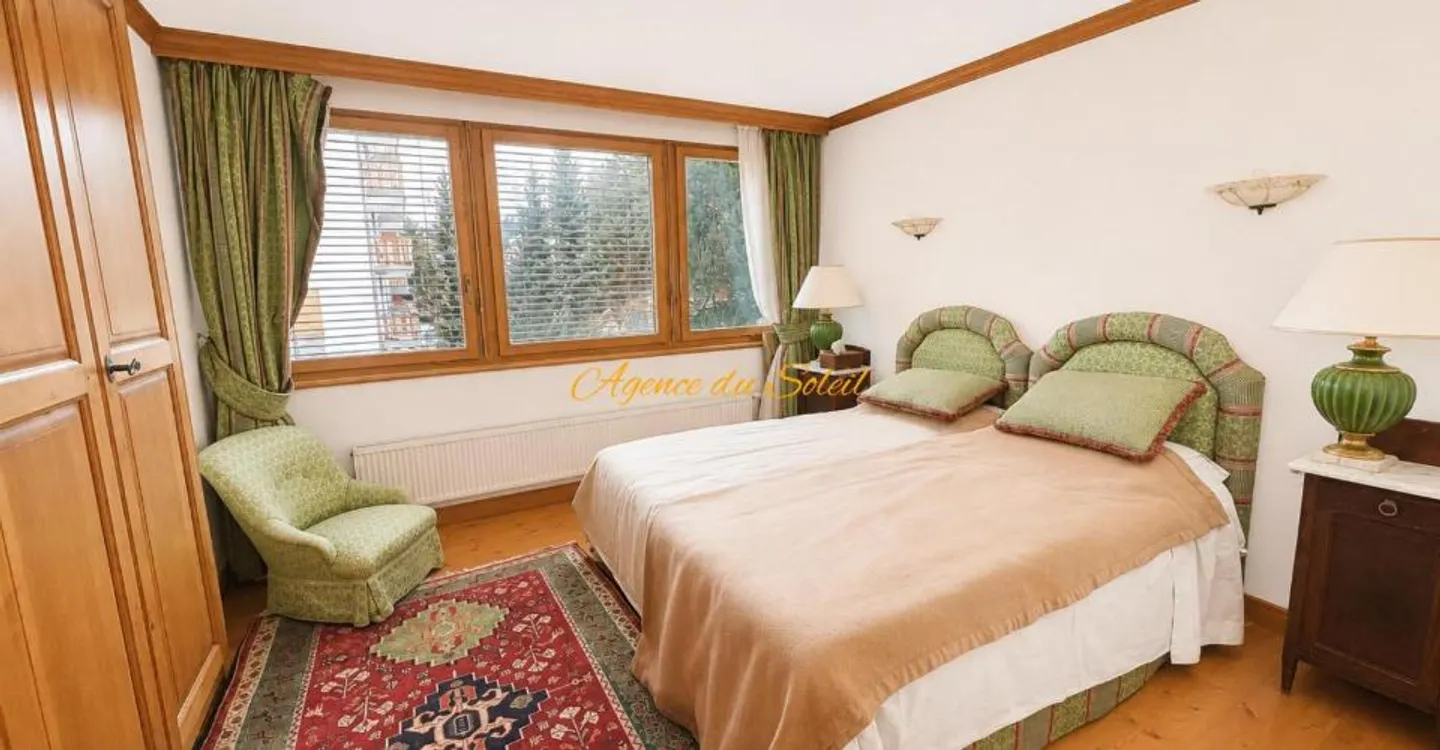 Exceptional setting for this bright 5.5 room corner apartment with large south-facing terrace! - Photo 9 of 13