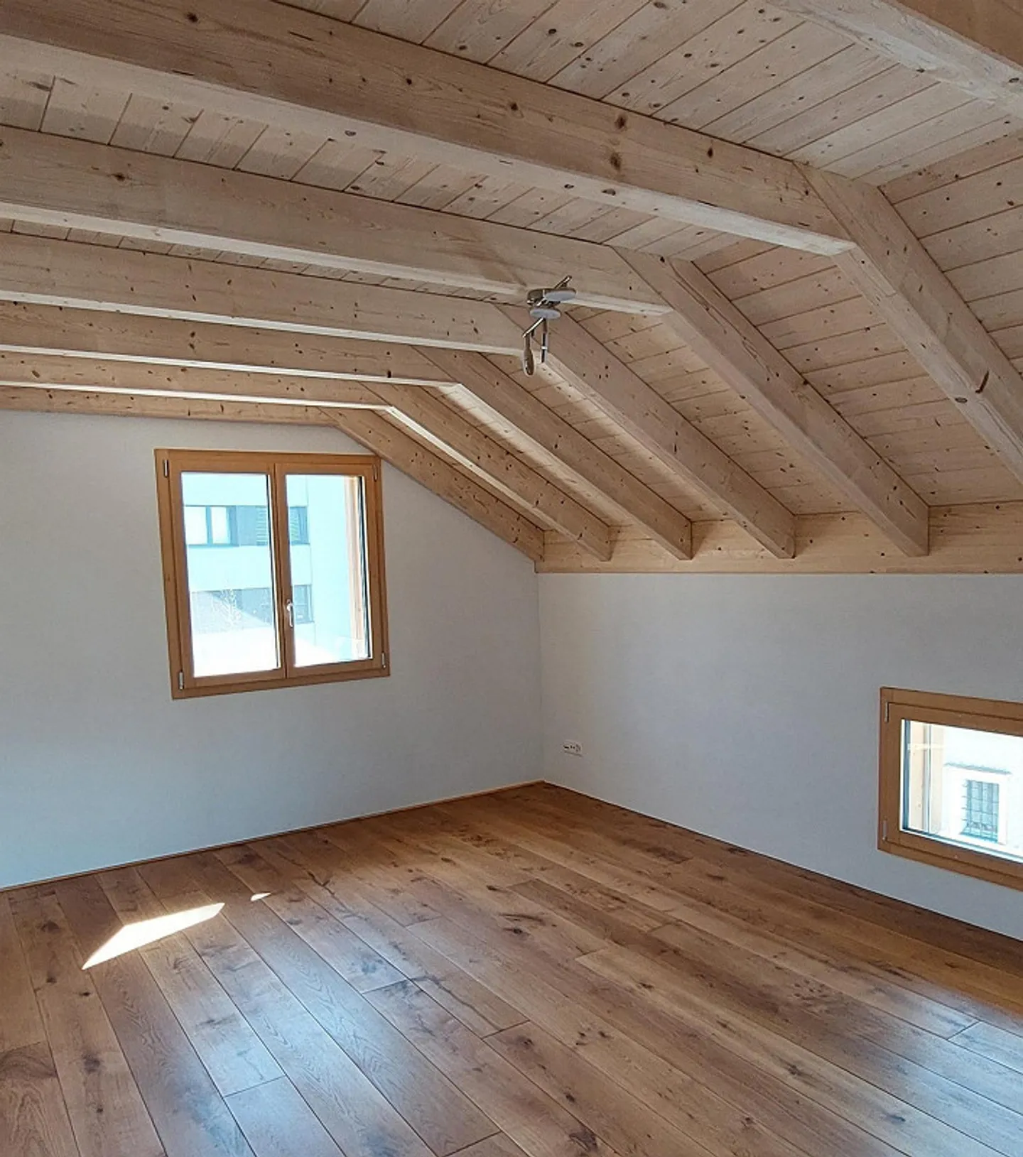 Casa indipendente e spaziosa con vista sulle montagne e sul lago - Foto 11 di 24