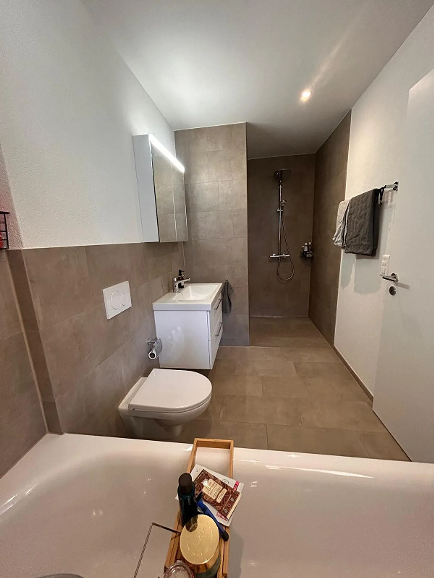 Modernes Apartment in Wölflinswil - Foto 5 von 7