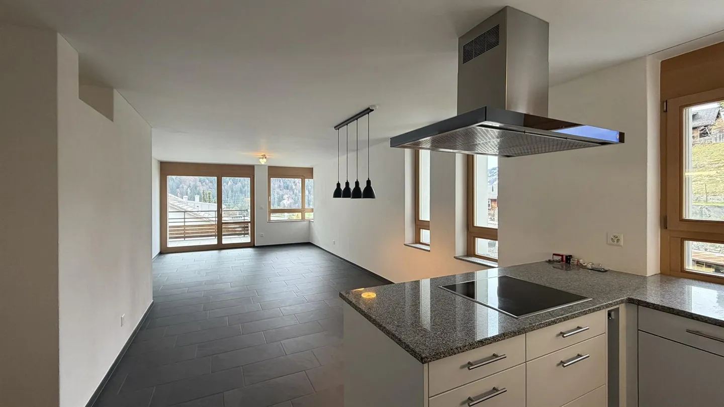 Moderne 3.5-Zimmerwohnung in Schiers - Foto 1 von 16