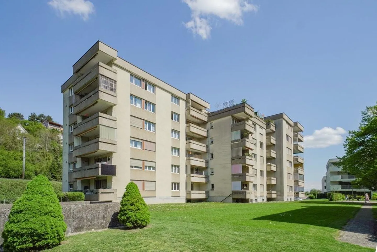Appartement spacieux dans un quartier calme - Photo 1 sur 12
