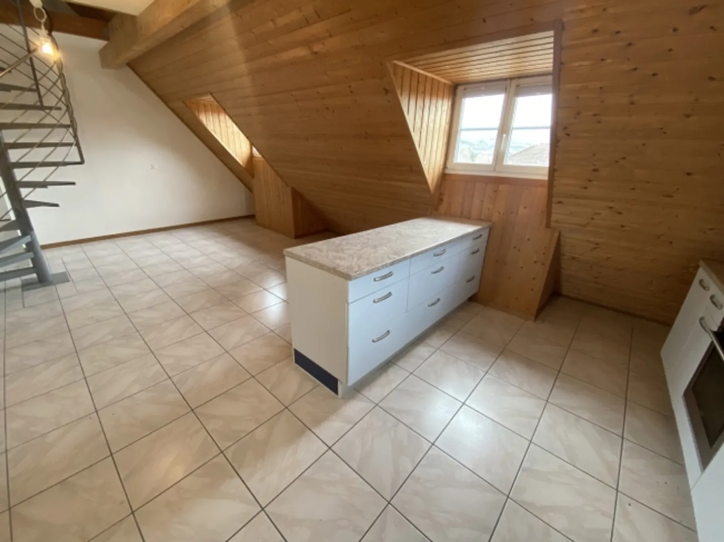 Charming 3.5-room duplex in the old town - Photo 3 of 15