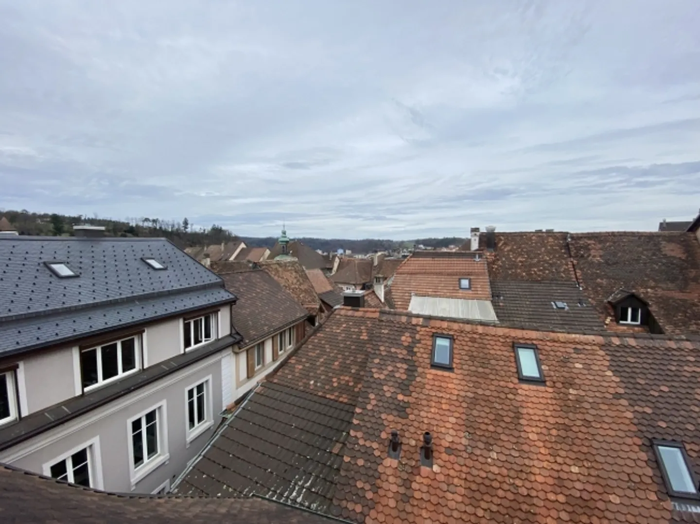 Charming 3.5-room duplex in the old town - Photo 13 of 15