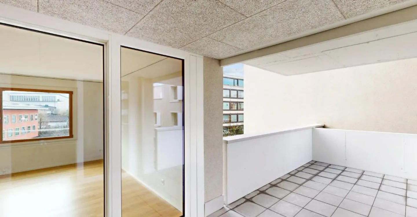 Summer Special - Move in now and receive a CHF 2,000 moving voucher - Photo 7 of 8