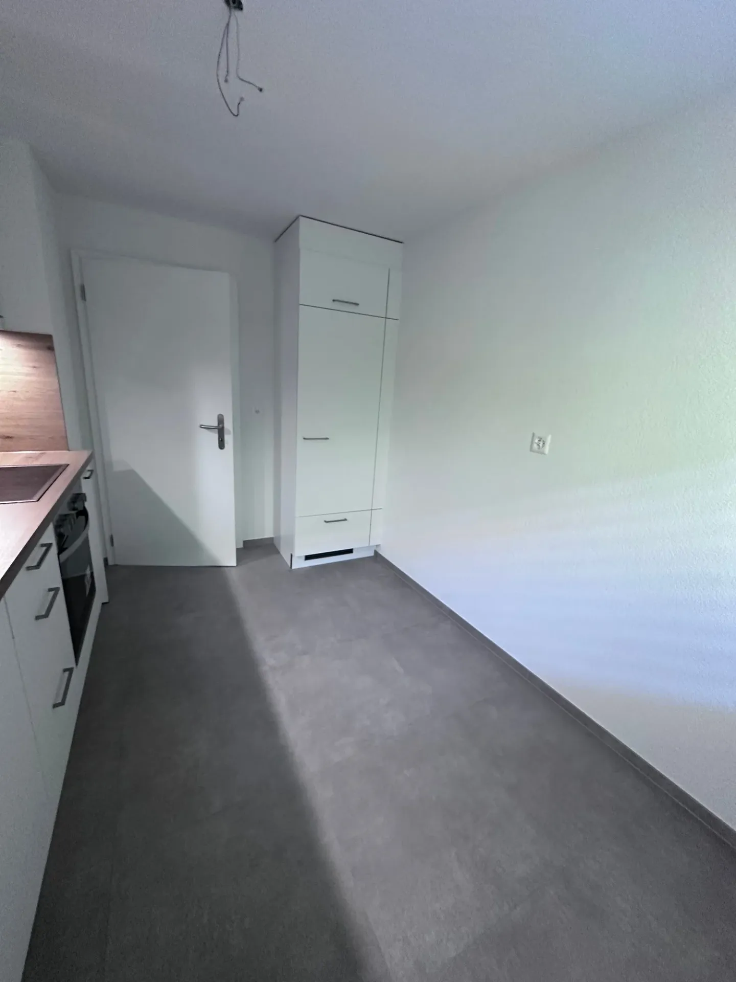 Frisch sanierte, moderne 3 Zimmer Wohnung mit Balkon – sofort verfügbar! - Photo 2 of 10