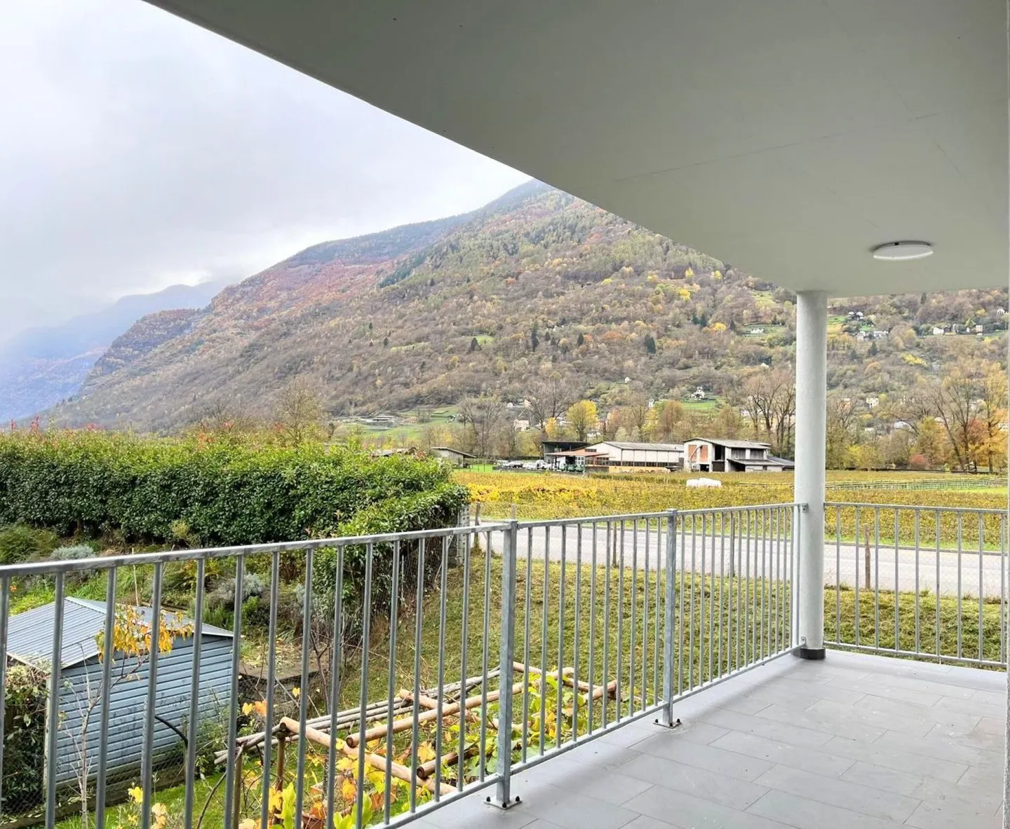 SPACIOUS AND MODERN 4.5 ROOMS IN MALVAGLIA - Photo 14 of 14