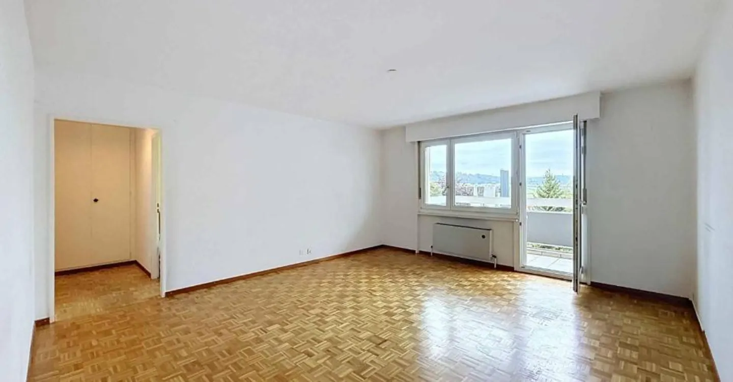 Familienwohnung mit 5,5 Zimmern und zwei Balkonen - Foto 4 von 12