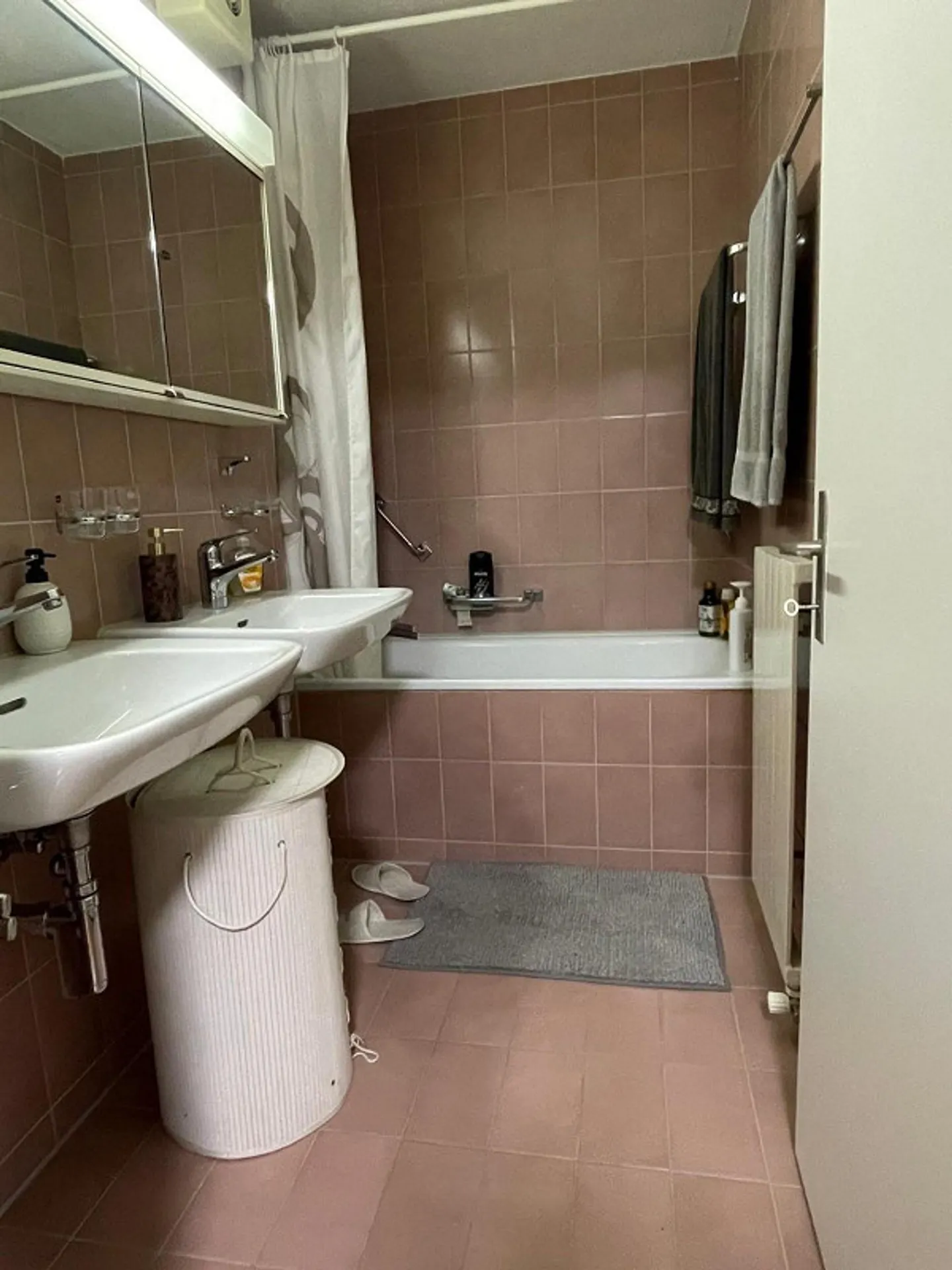 Welcome to your new home at Birkenstrasse 8 in Männedorf! - Photo 9 of 9