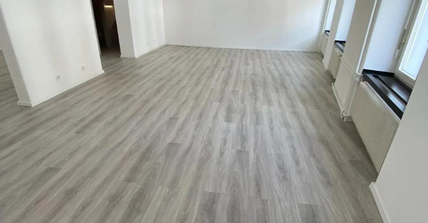 Sehr schöne Büros / Gewerbeflächen von 90 m2 in Delémont - Foto 9 von 10