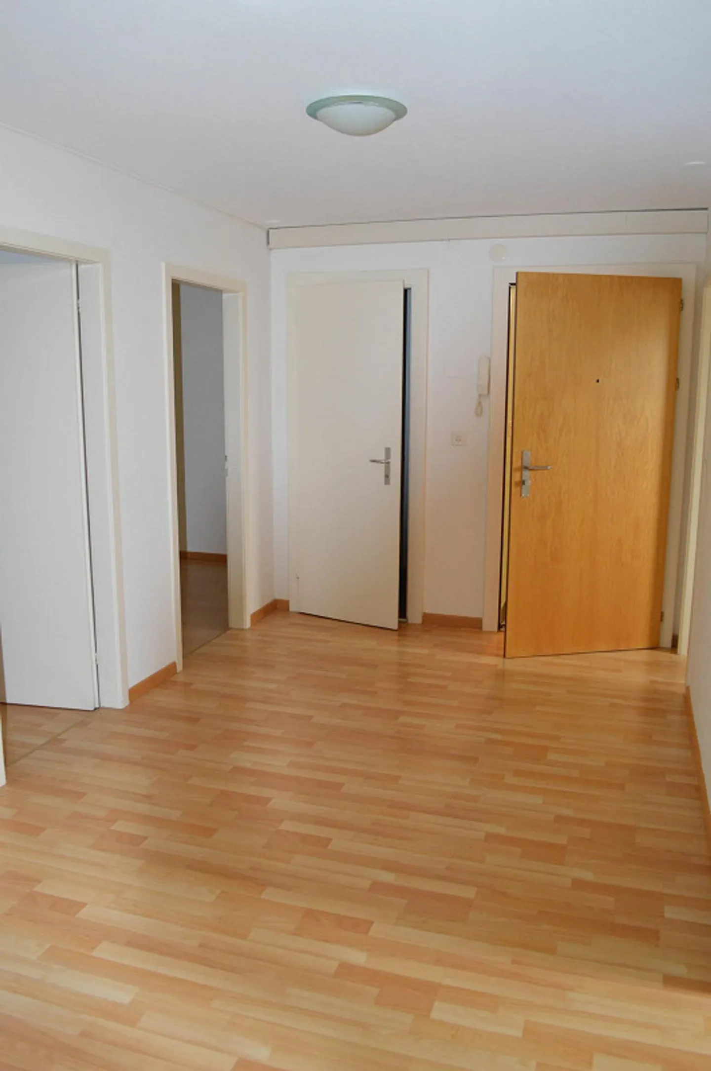 Belle appartement de 4 pièces - Photo 3 sur 11