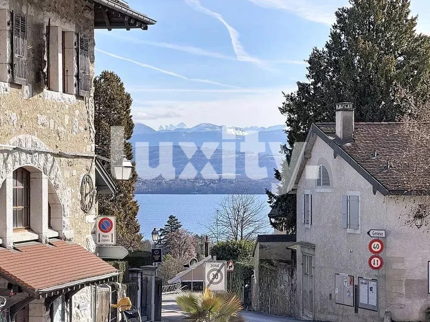 In Céligny, nur wenige Minuten von Nyon entfernt, entdecken Sie eine seltene und privilegierte Umgebung. - Foto 5 von 5