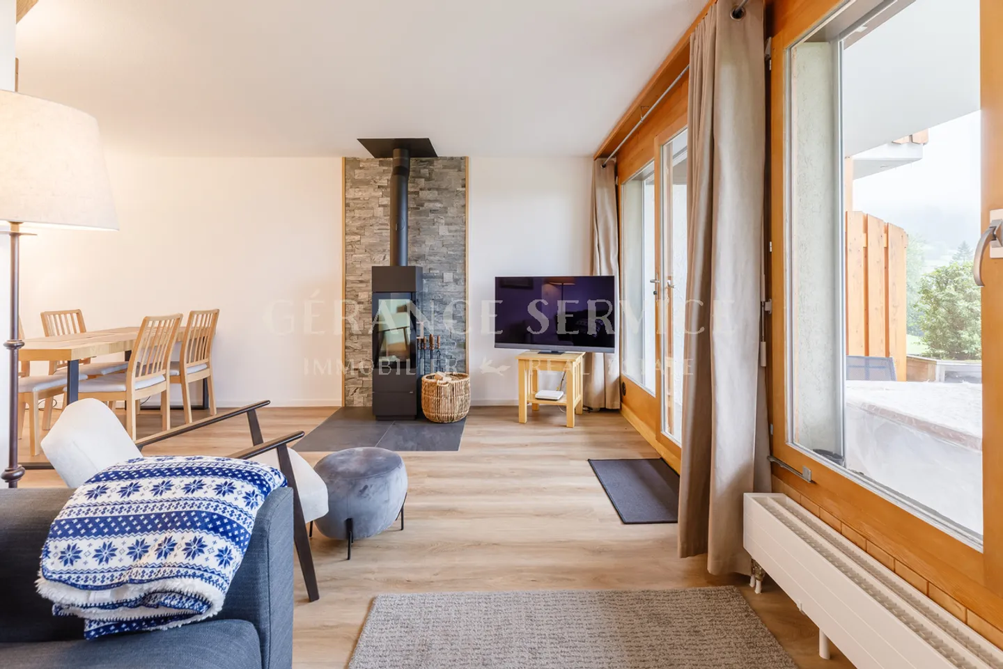 Appartamento in vendita - Foto 9 di 18