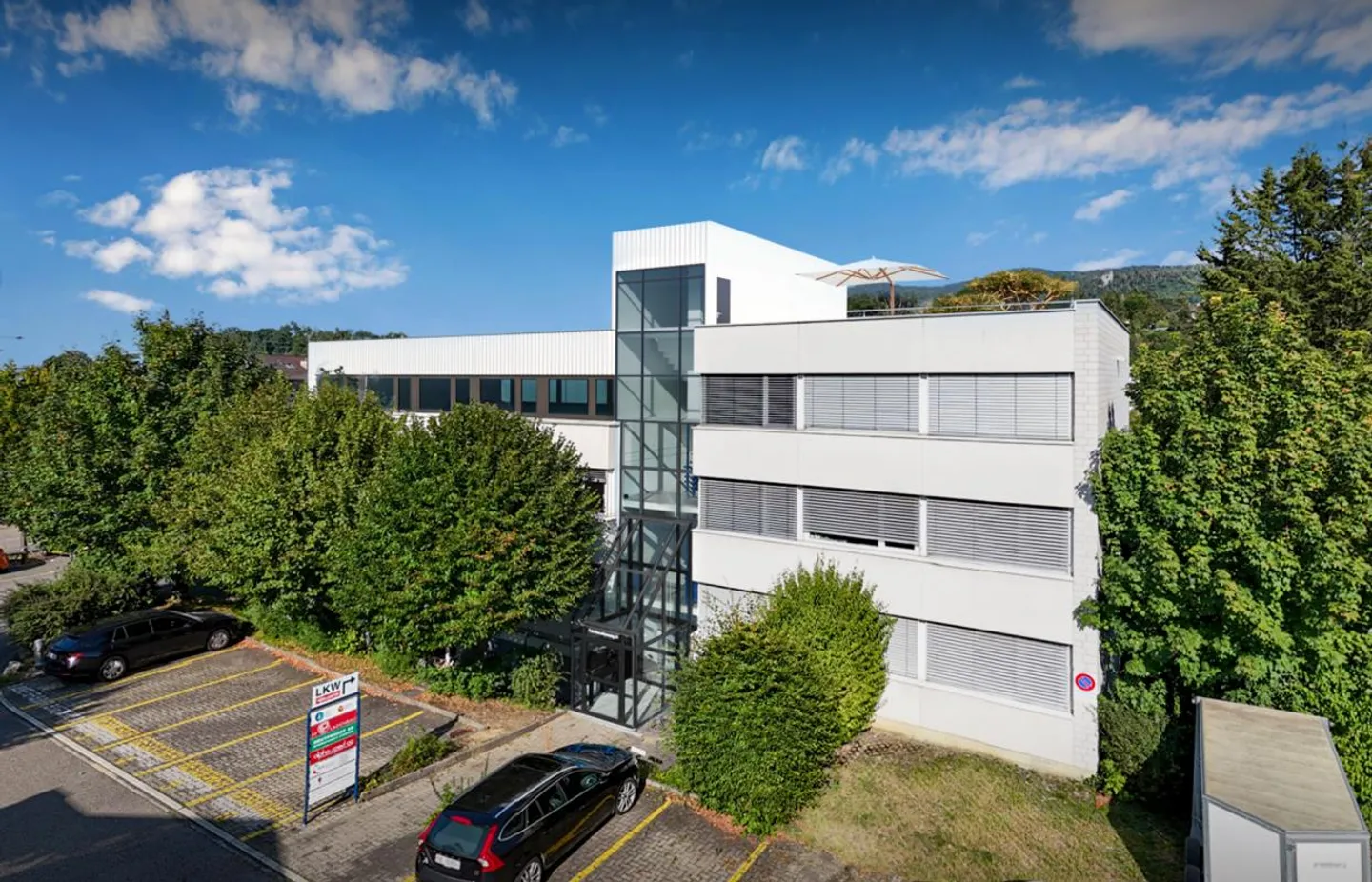 Gewerbeliegenschaft mit Potenzial - Foto 1 von 6