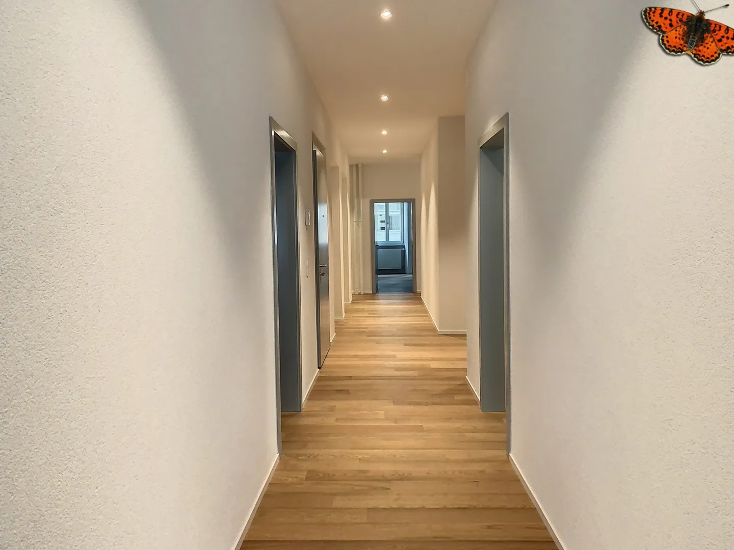 SPACIOUS 5-ROOM APARTMENT - Heart of the city - Photo 7 of 15