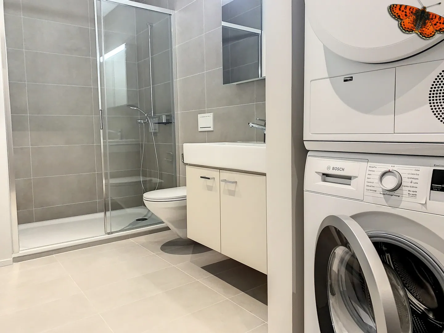 SPACIOUS 5-ROOM APARTMENT - Heart of the city - Photo 12 of 15