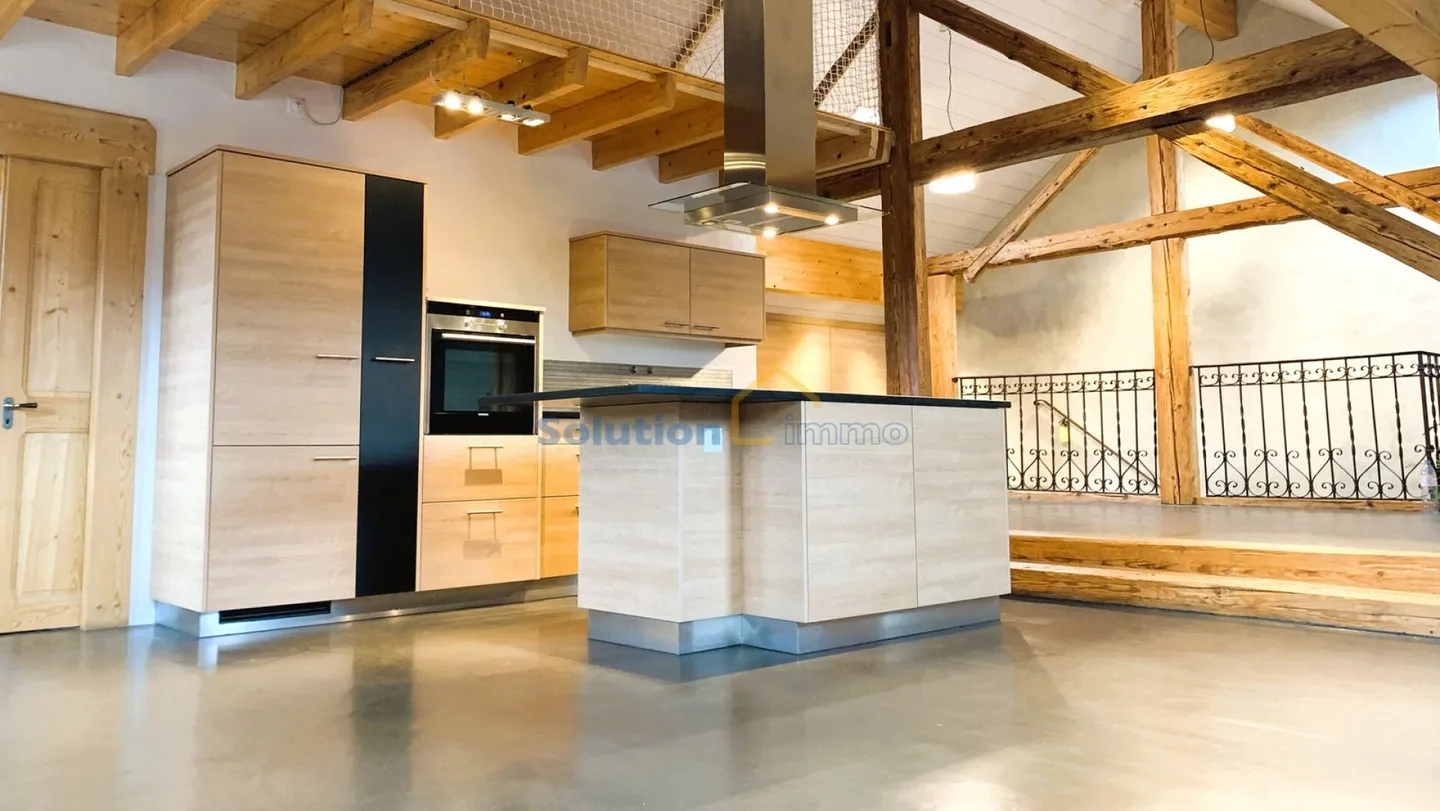 Charming Renovated Farmhouse - Photo 7 of 13