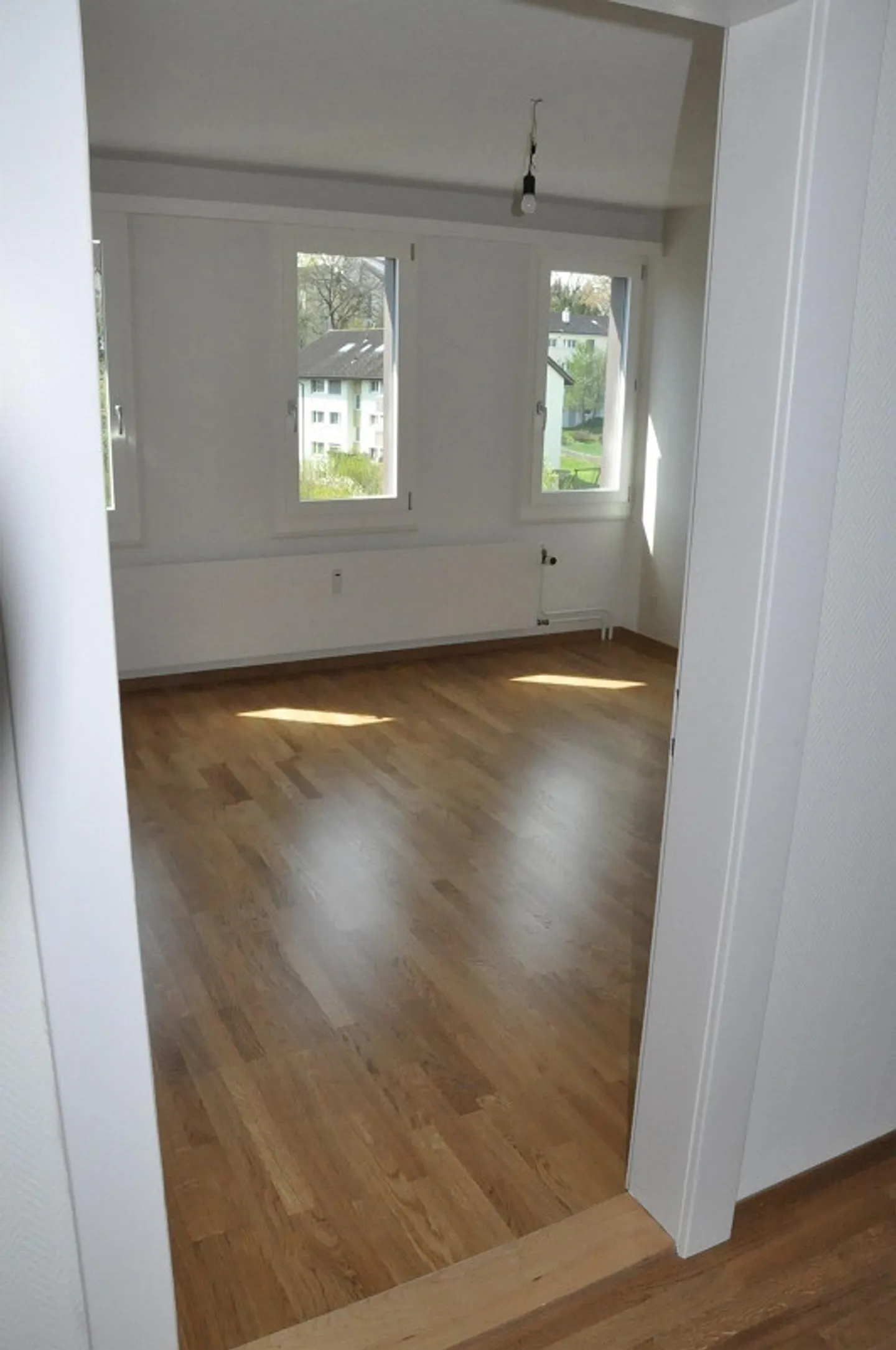 attraktive 4 Zimmer-Dach-Wohnung an zentraler Lage... - Foto 6 von 14