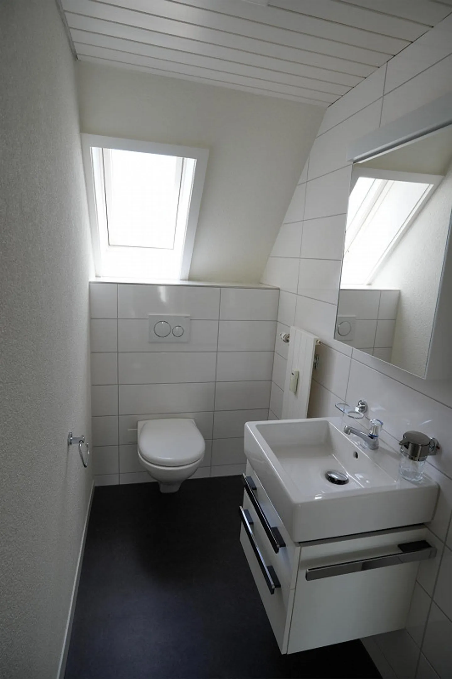 attraktive 4 Zimmer-Dach-Wohnung an zentraler Lage... - Foto 7 von 14