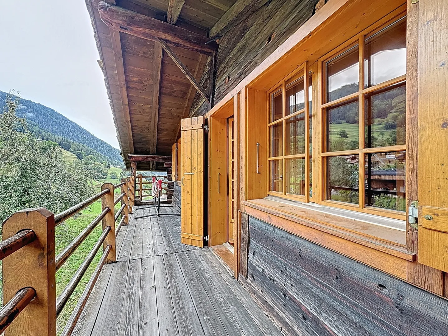 Chalet autentico a Bruson – Lo spirito del villaggio, la vera montagna - Foto 10 di 16