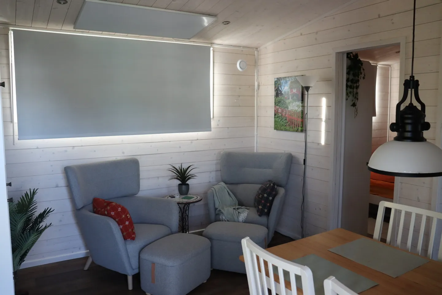 Casa da campeggio 3,5 stanze a Sugiez - nuova e lussuosa - Foto 2 di 10