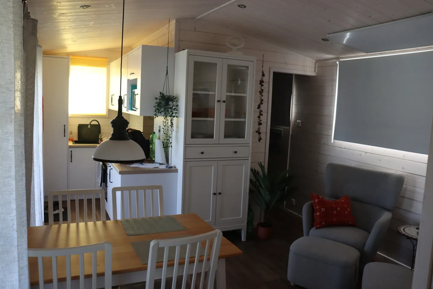 Casa da campeggio 3,5 stanze a Sugiez - nuova e lussuosa - Foto 3 di 10