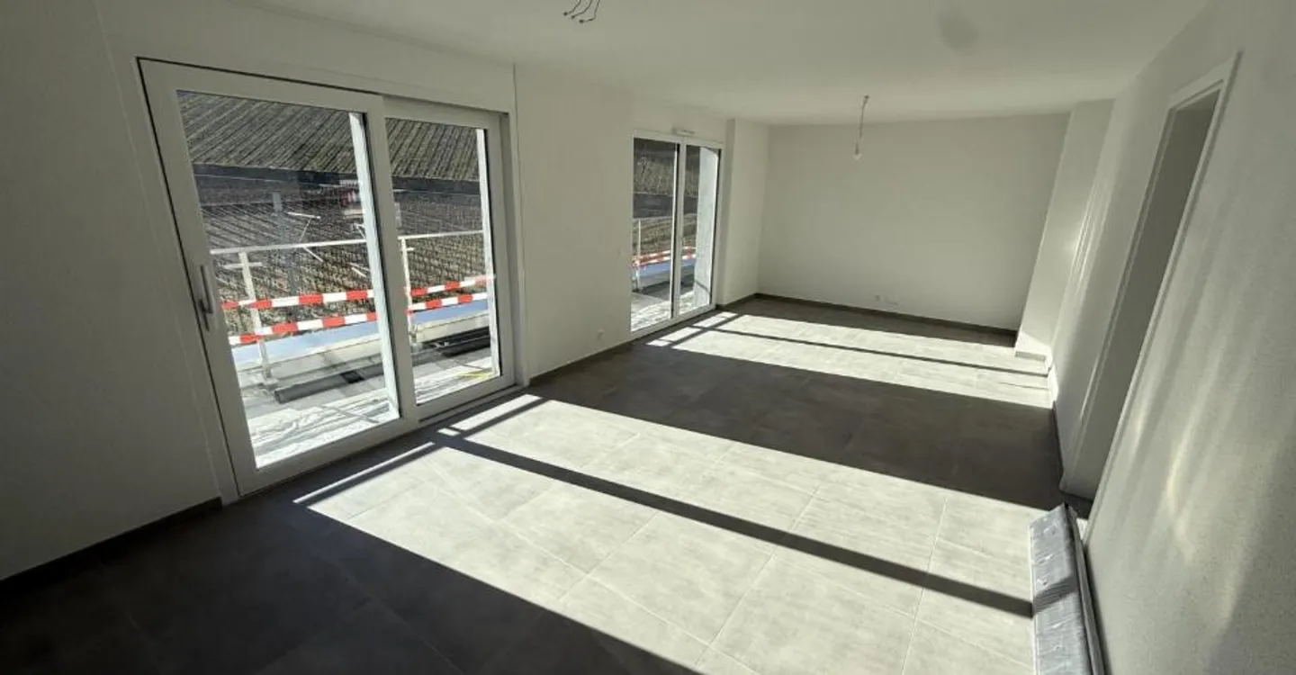 Magnifico appartamento di 2.5 locali vicino alla stazione ferroviaria di Salgesch - Foto 1 di 5