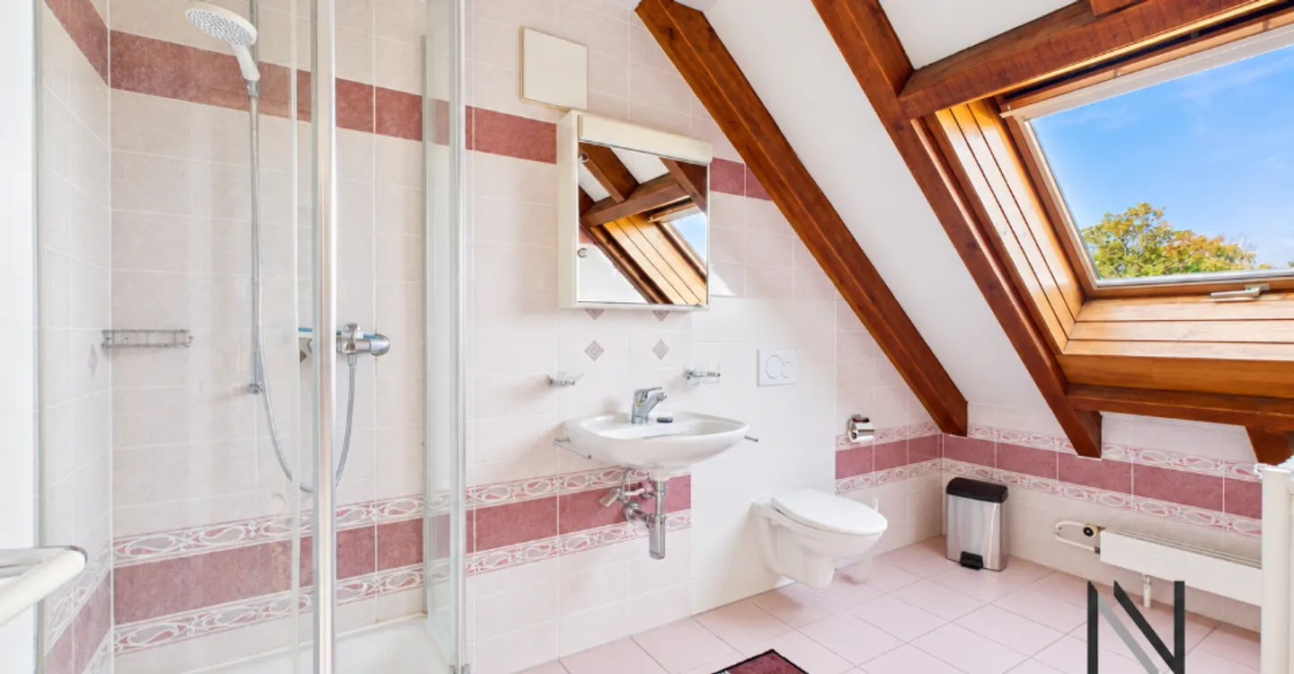 Vue lac : duplex en attique - Foto 10 von 13