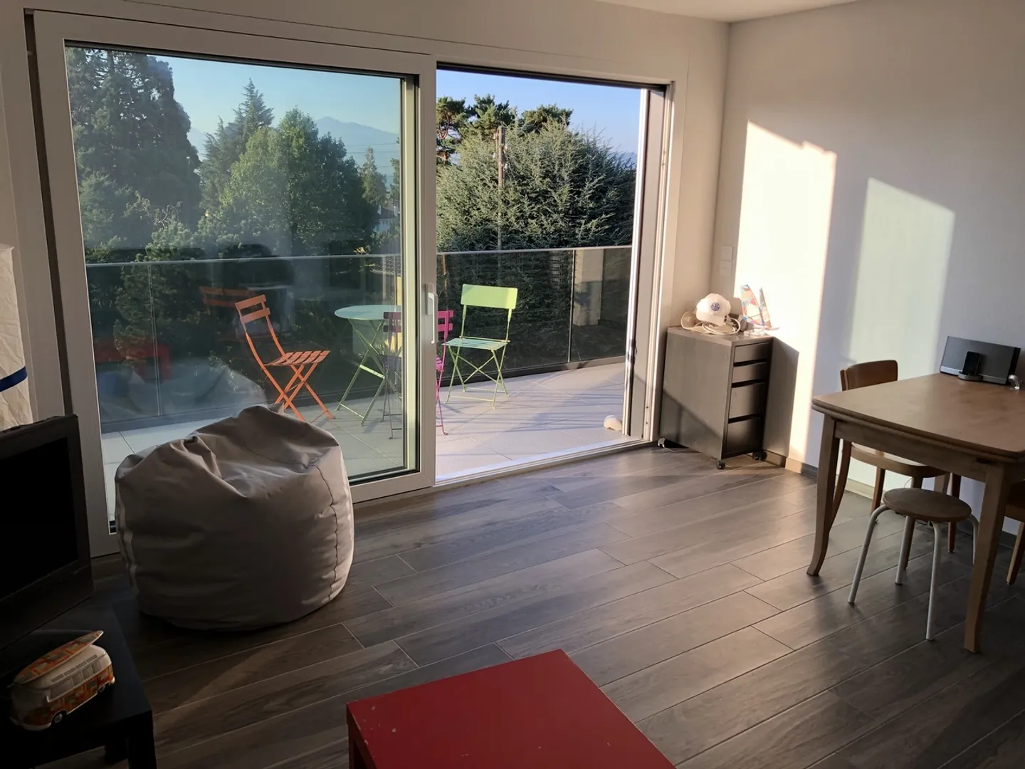 Magnifique appartement de 2,5 pièces au 1er étage. Exécution de haute qualité. - Photo 1 sur 5