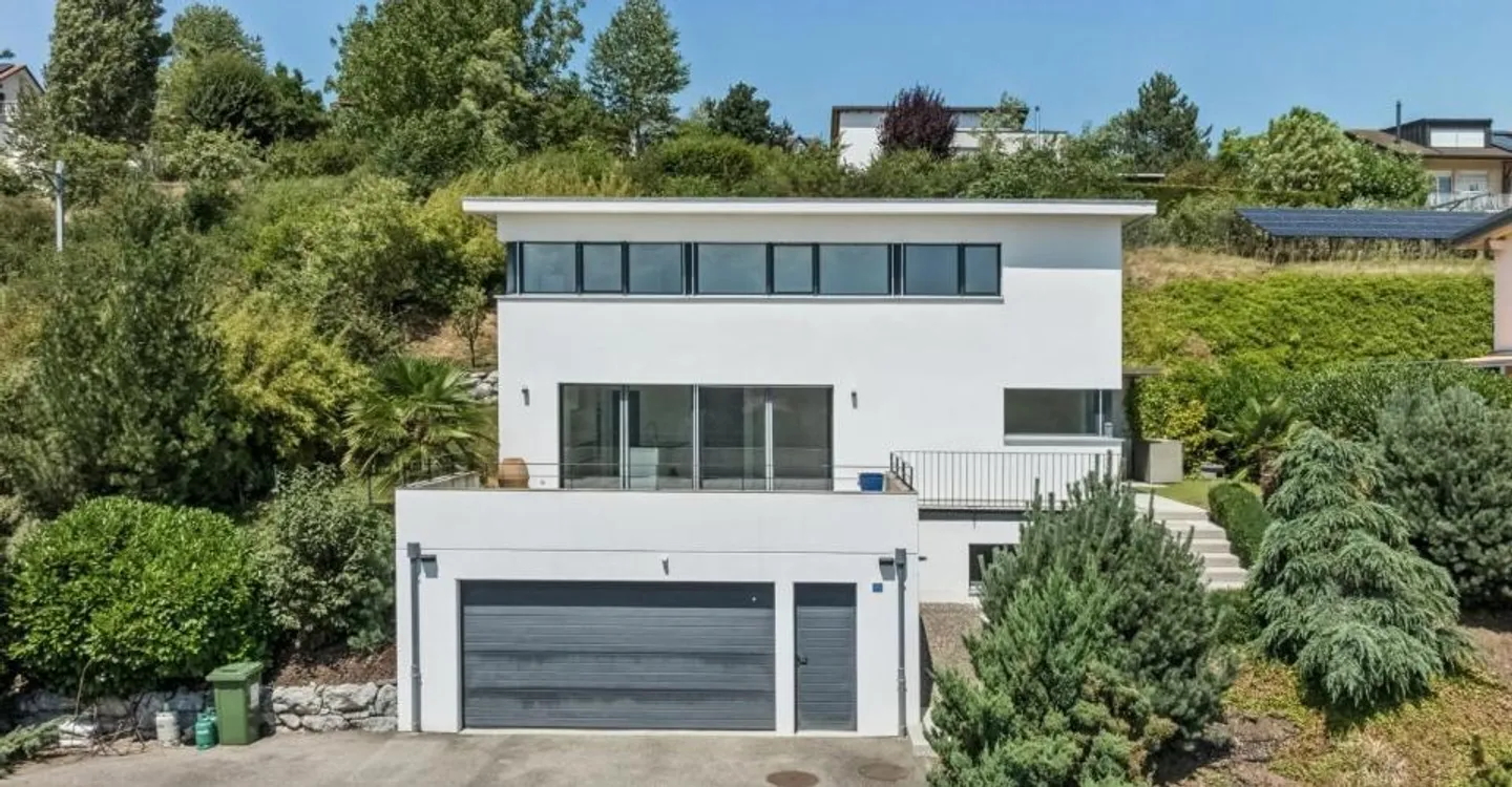 Zeitgenössische Familienvilla, außergewöhnliches Panorama - Foto 1 von 13