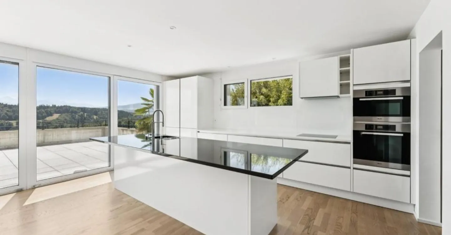Zeitgenössische Familienvilla, außergewöhnliches Panorama - Foto 4 von 13