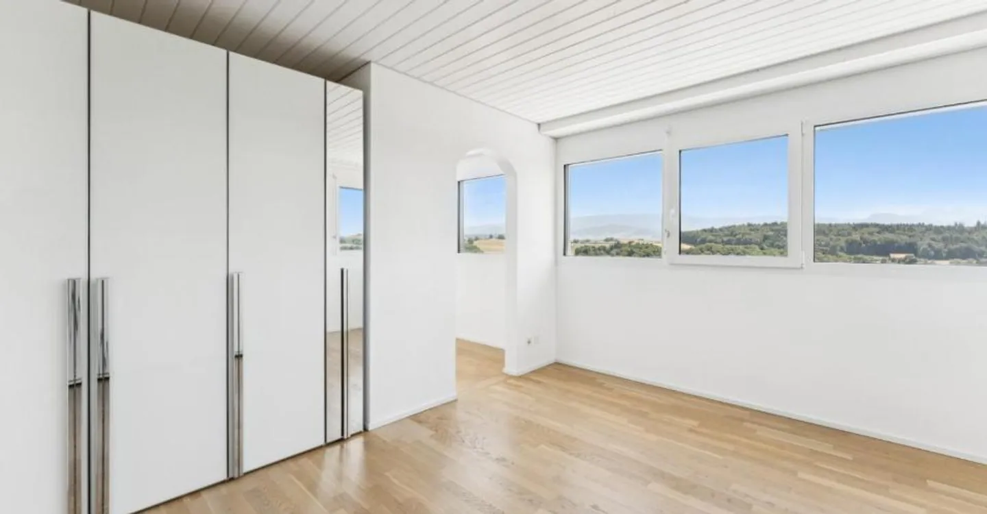Zeitgenössische Familienvilla, außergewöhnliches Panorama - Foto 7 von 13