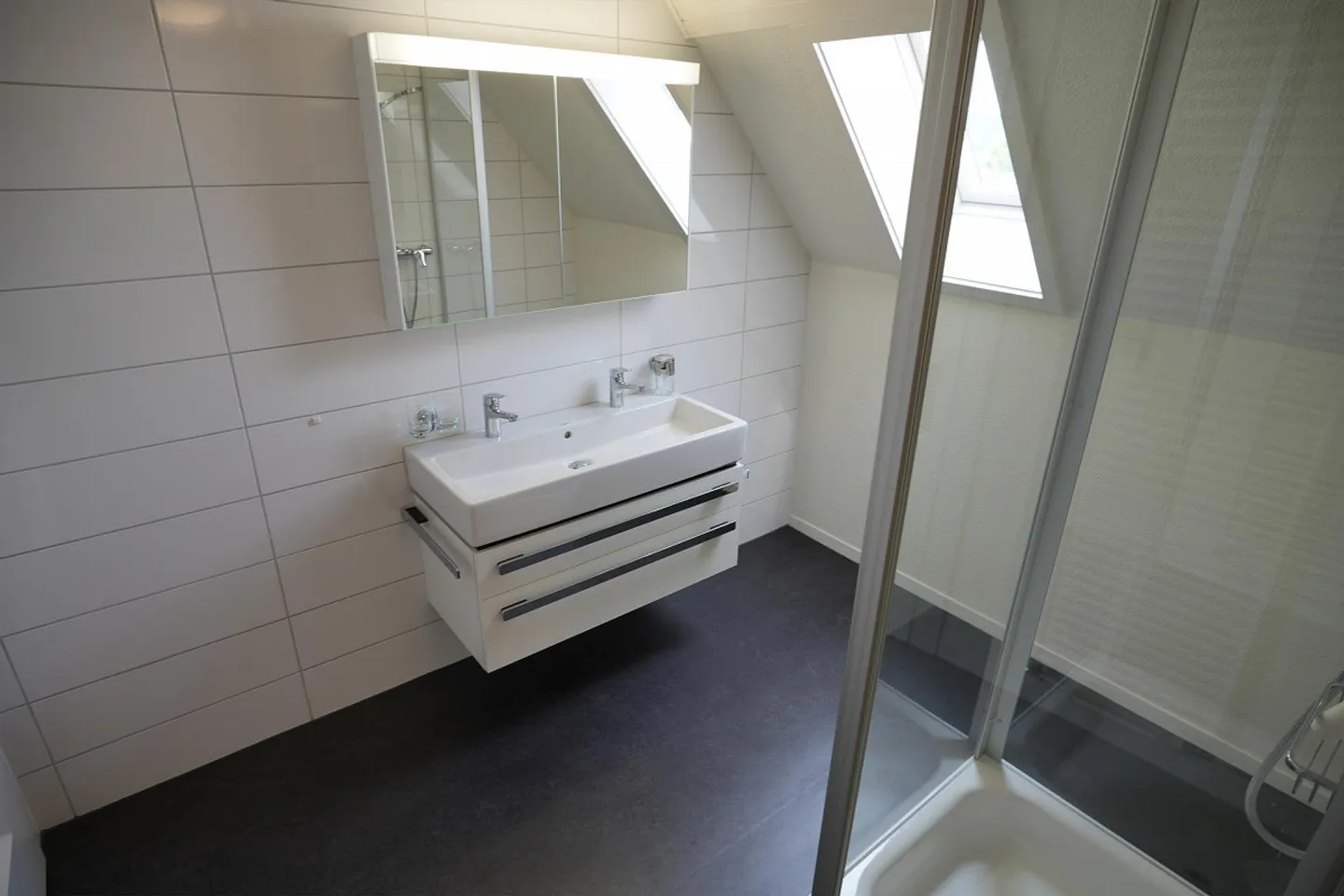 attraktive 4 Zimmer-Dach-Wohnung an zentraler Lage... - Foto 12 von 14