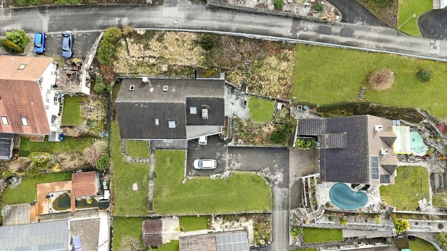 Ampia casa unifamiliare in posizione adatta alle famiglie - Foto 14 di 17