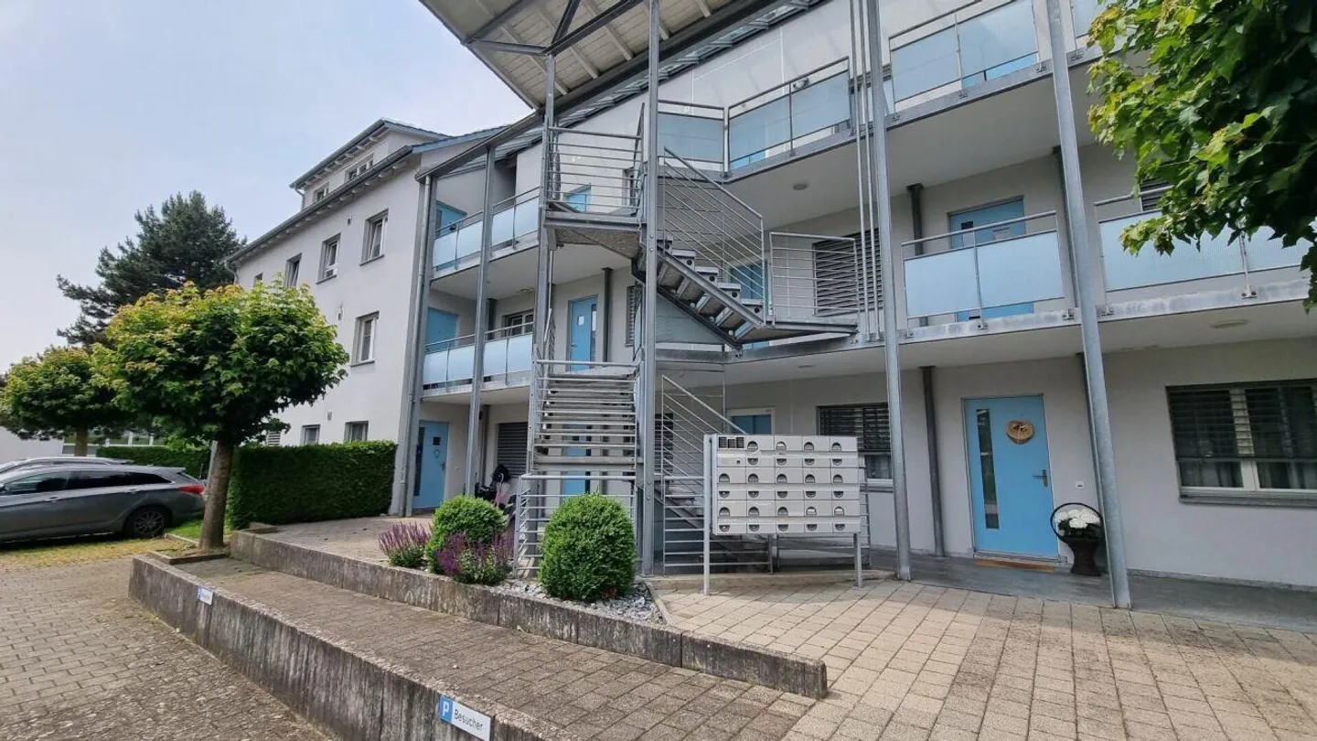 Dachwohnung mit Stil - Foto 7 von 9