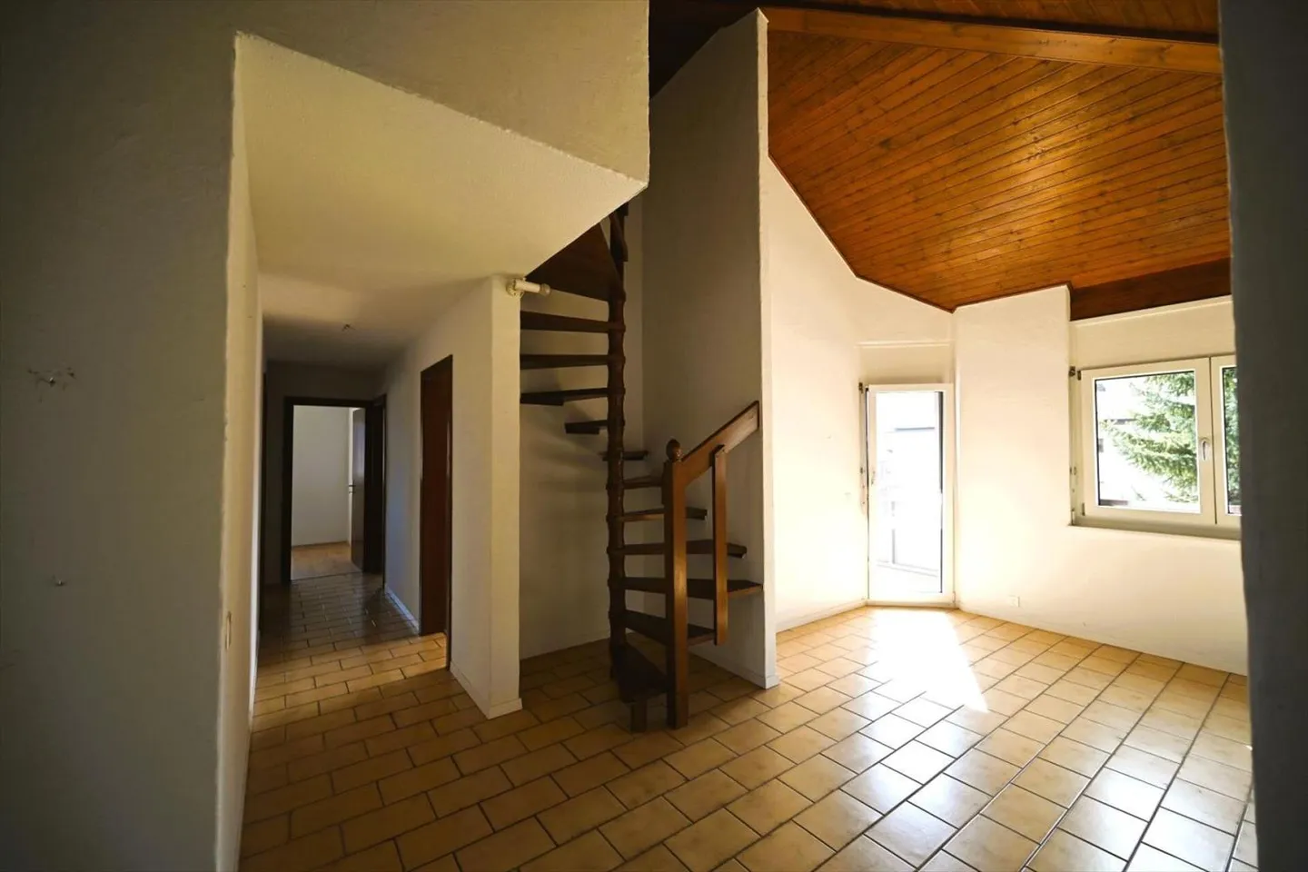 Penthouse 5.5 Zimmer - Foto 4 von 13