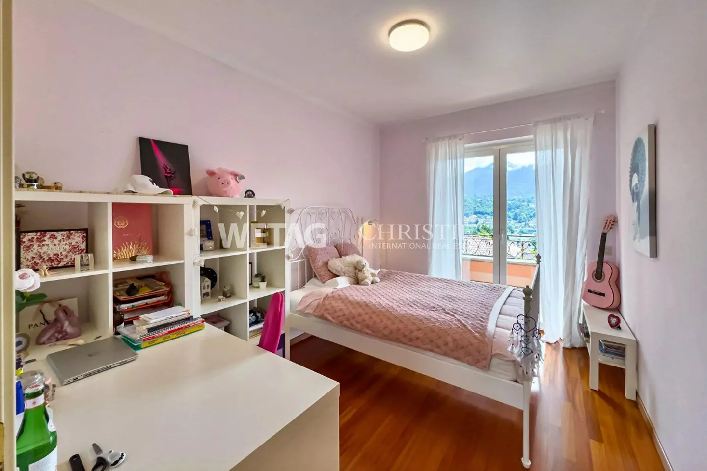 In vendita a Lugano-Manno elegante villa con piscina, grande giardino... - Foto 10 di 13