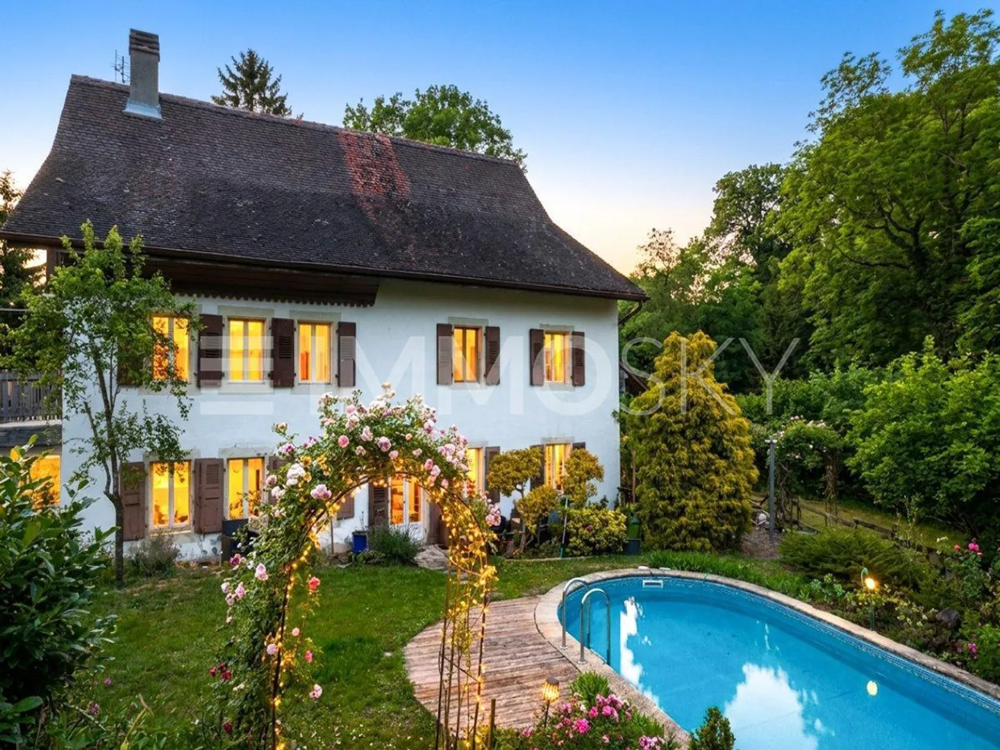 Charmantes Einfamilienhaus bei Lausanne - Foto 2 von 5