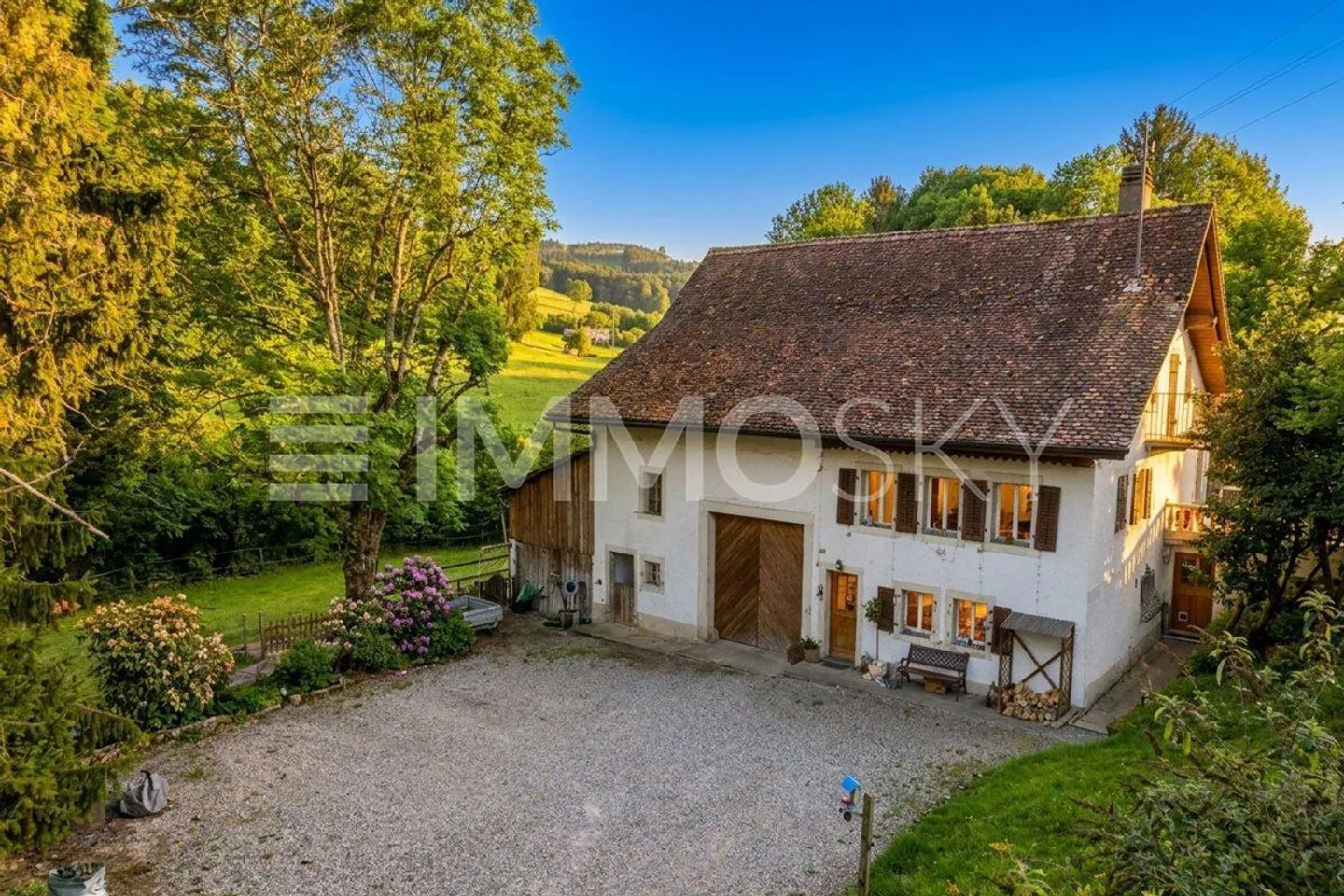 Charmantes Einfamilienhaus bei Lausanne - Foto 3 von 5