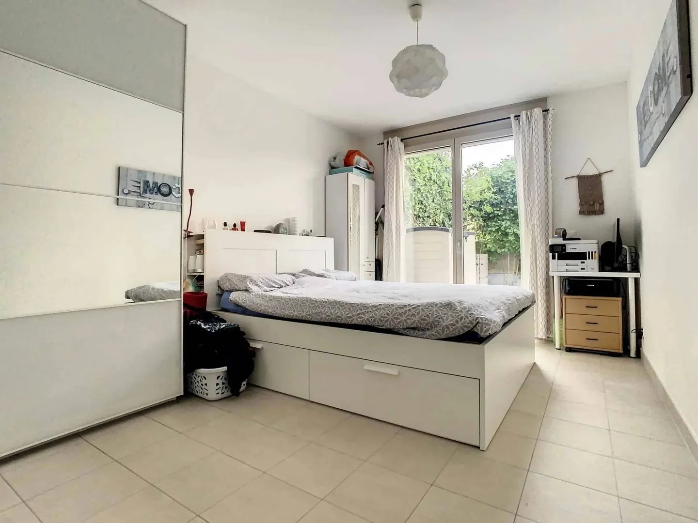 Charming Garden Apartment - Photo 8 of 10