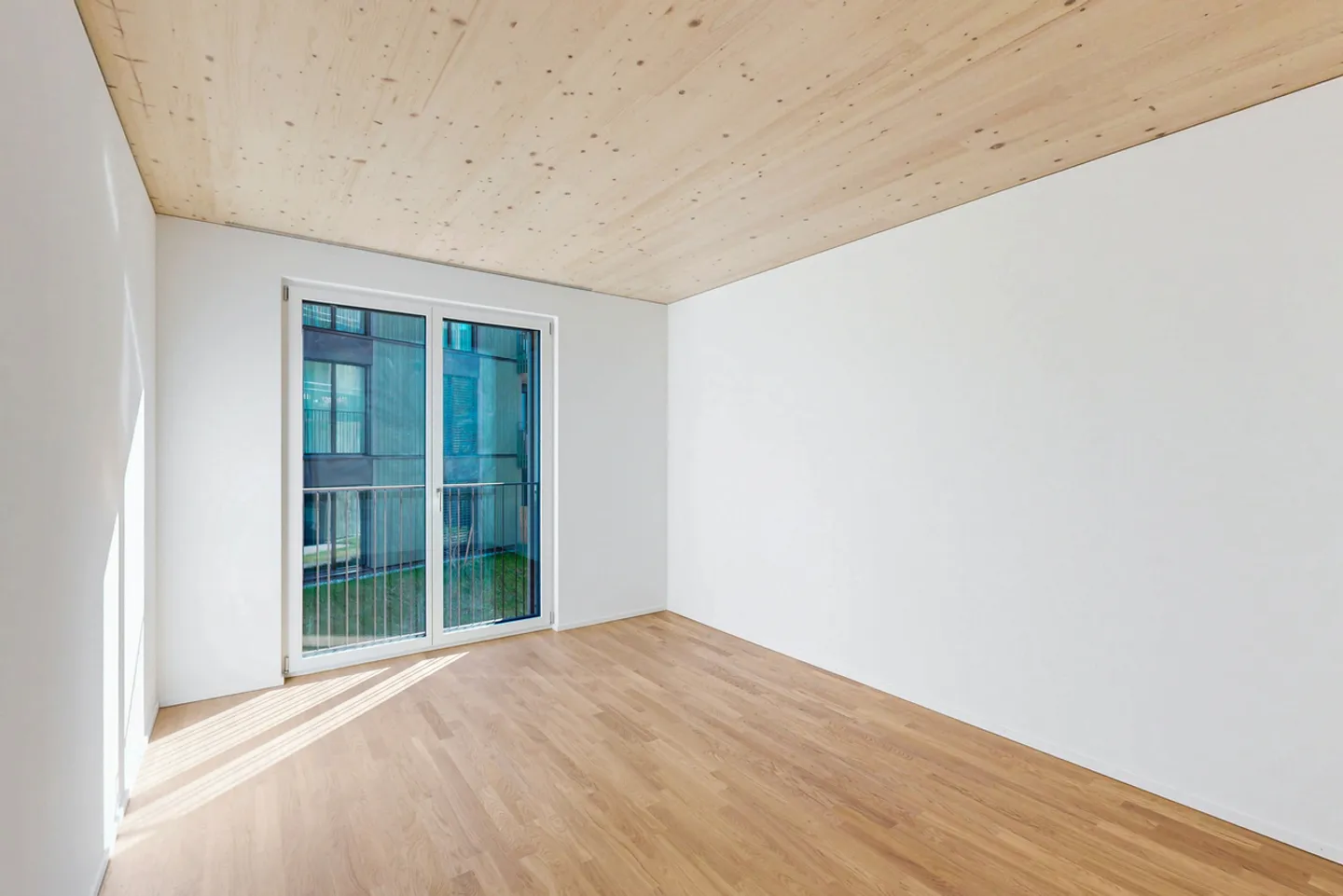 New apartment directly at Milchbuck - Photo 4 of 6